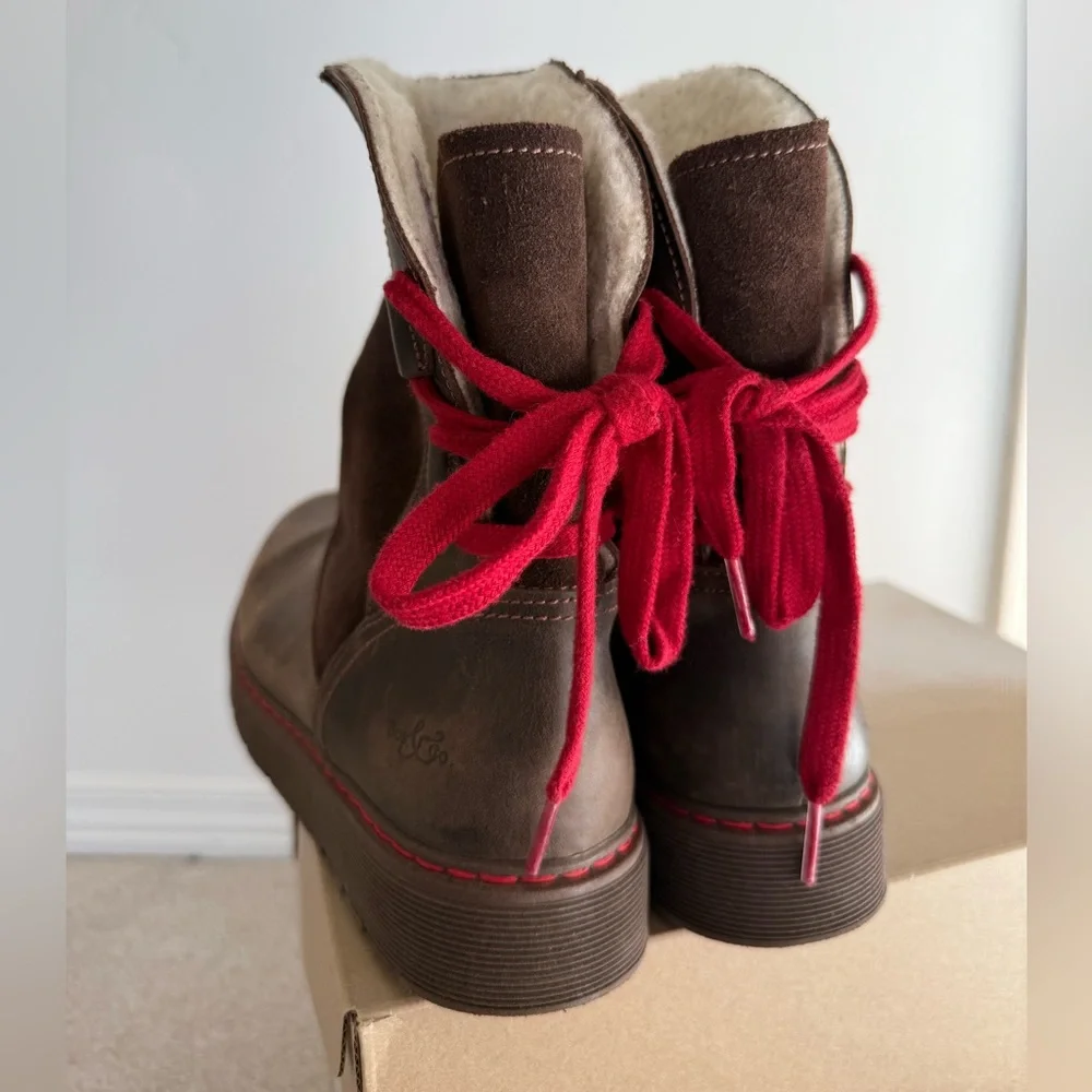 Bos. & Co. Women's EU 40. Omega Wool-Lined Ankle Boot - Picture 1 of 9